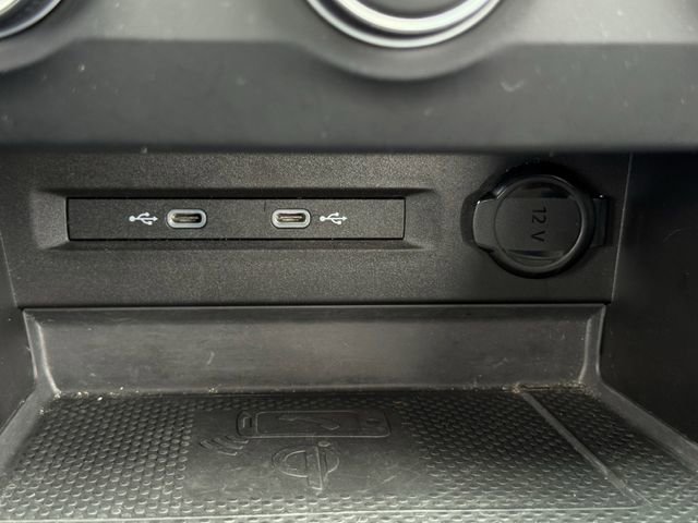 Used 2022 Volkswagen Taos SE FWD image 18