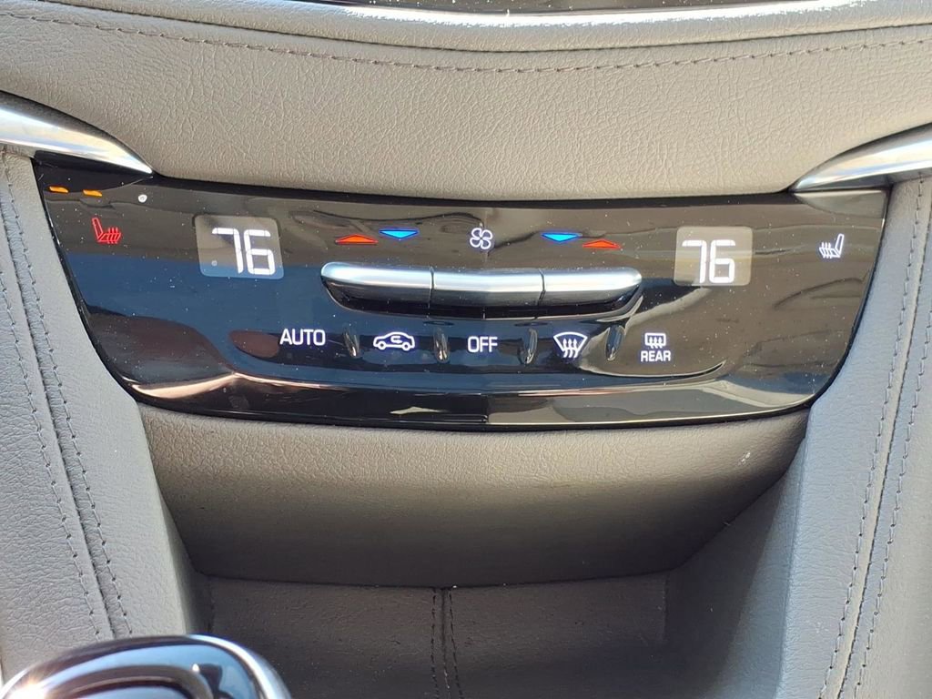 Used 2020 Cadillac XT5 Premium Luxury AWD/4WD image 18