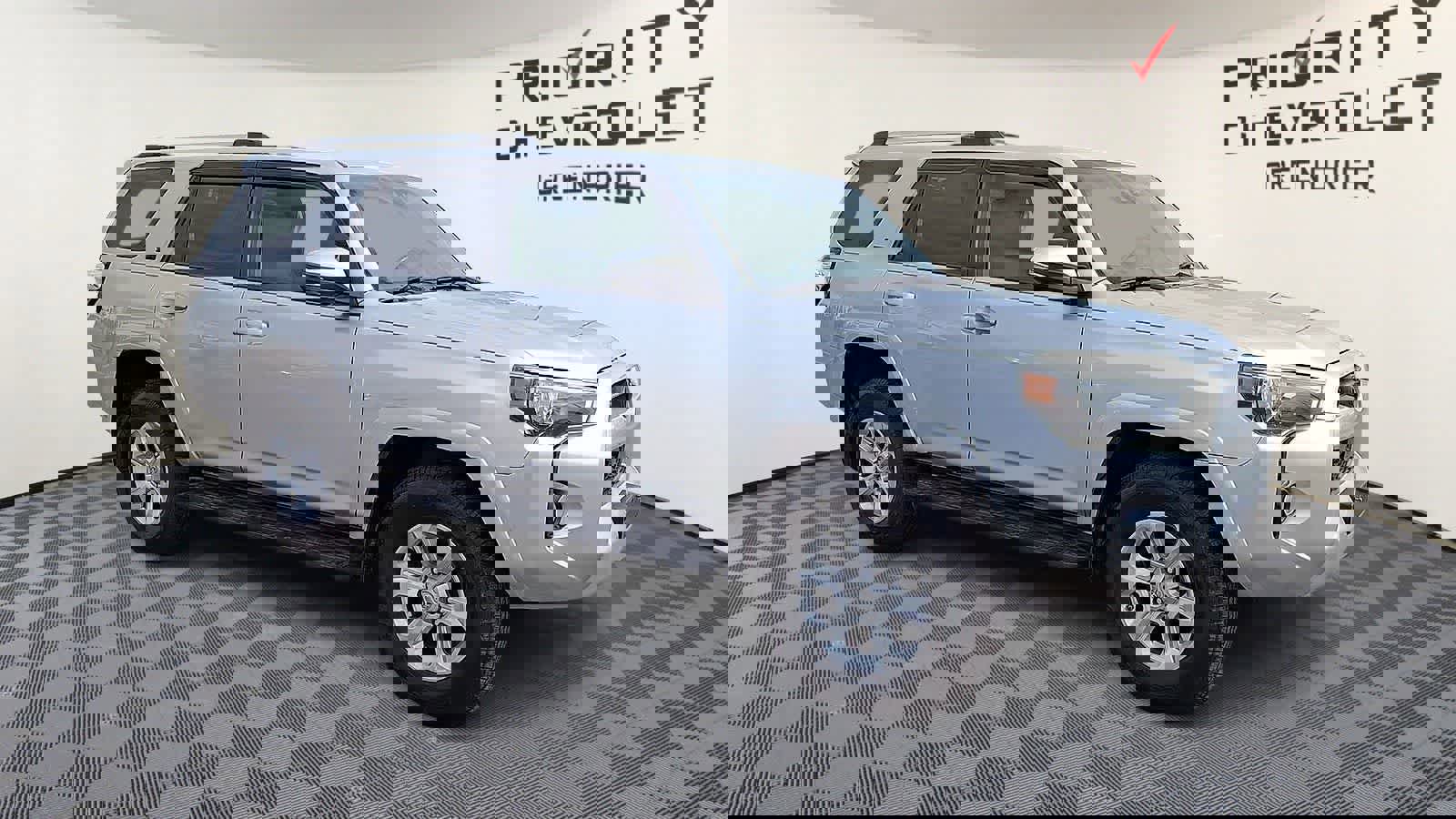 Used 2020 Toyota 4Runner SR5 Premium w/ Moonroof Package image 2