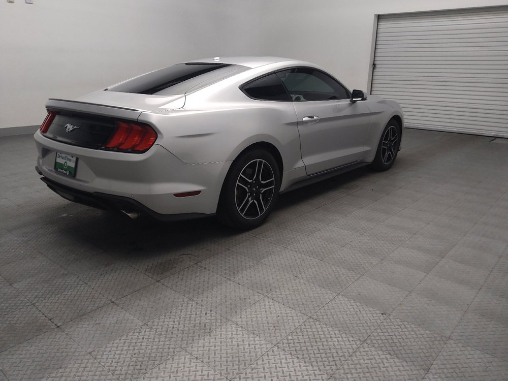 Used 2019 Ford Mustang Premium RWD image 10