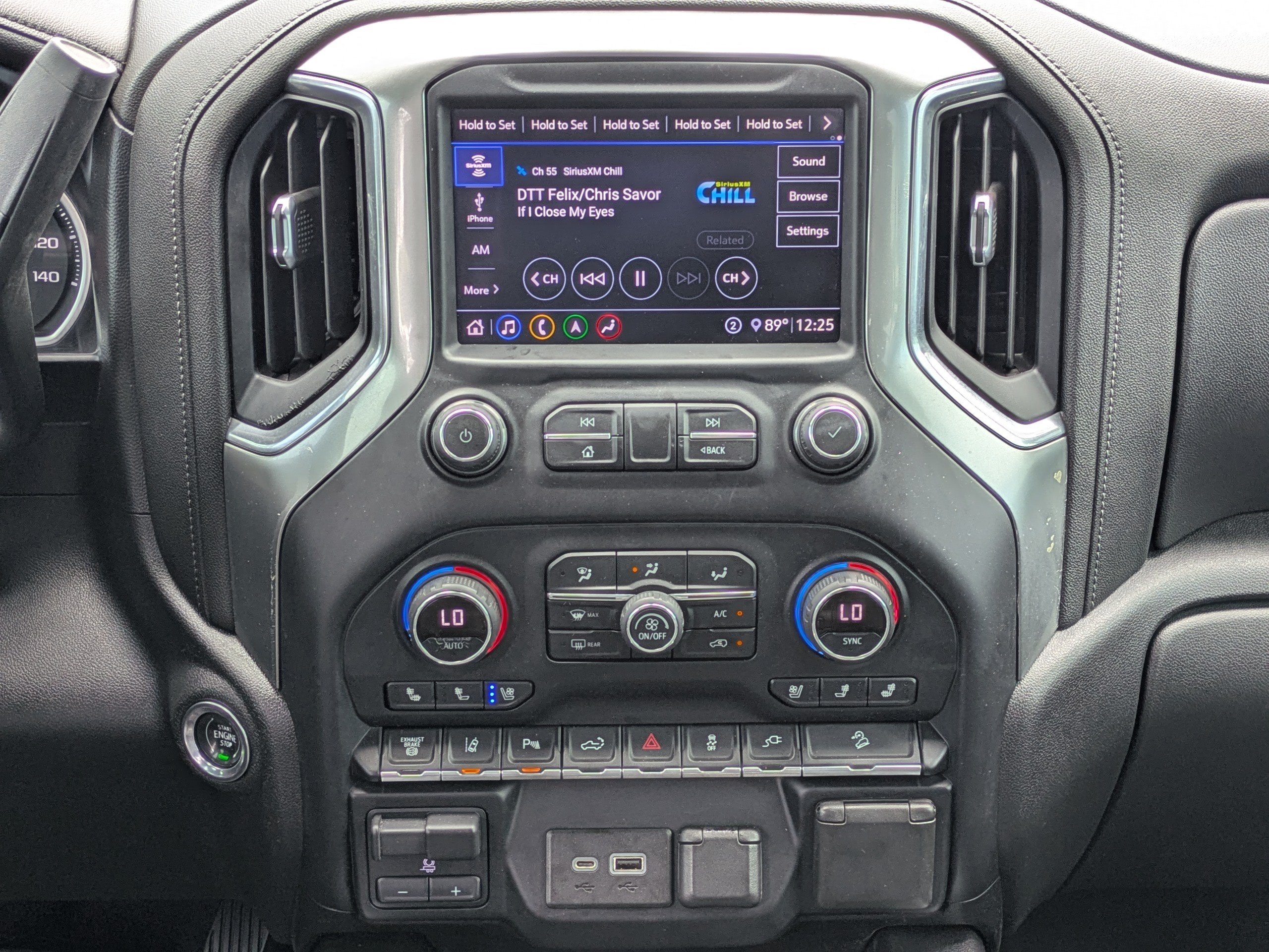 Used 2020 Chevrolet Silverado 3500 LTZ w/ LTZ Premium Package AWD/4WD image 18