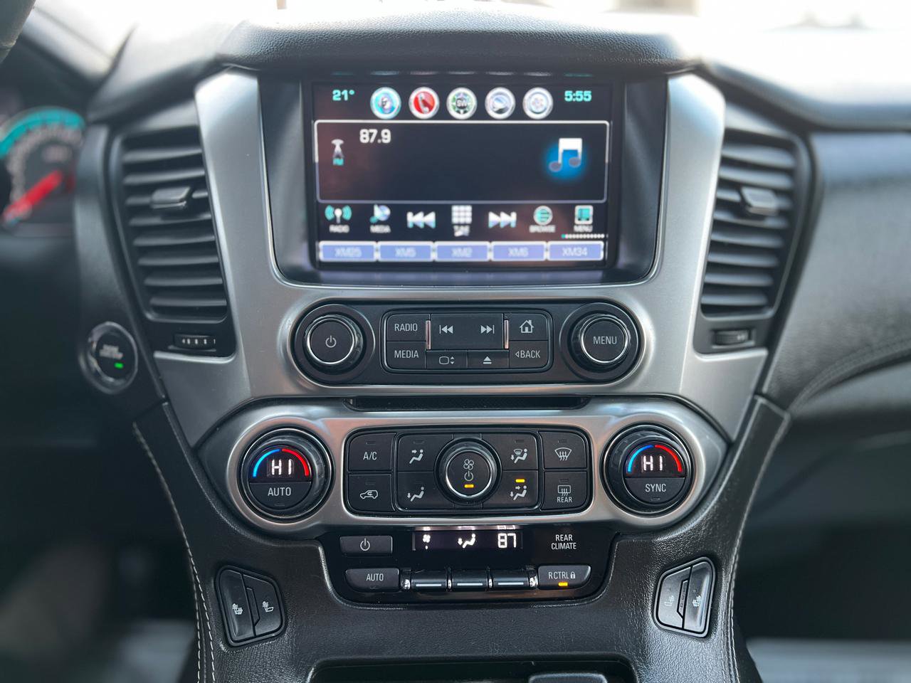 Used 2017 Chevrolet Tahoe LT image 23