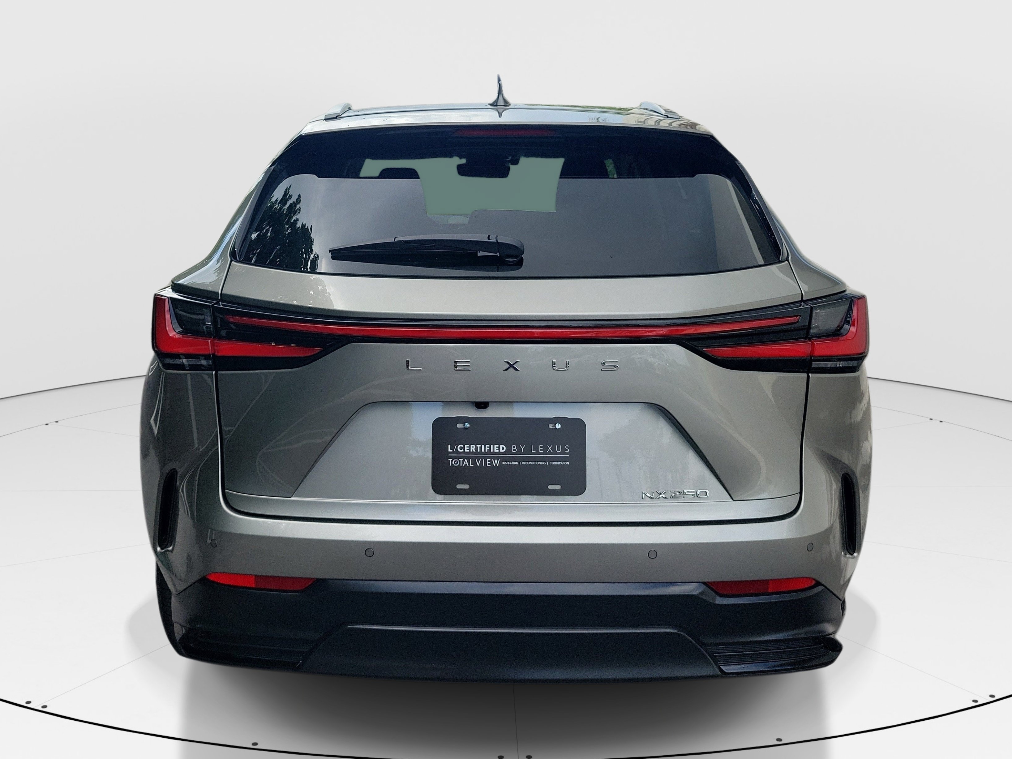 Certified 2024 Lexus NX 250 FWD w/ Towing Package (2000 Lbs) image 5
