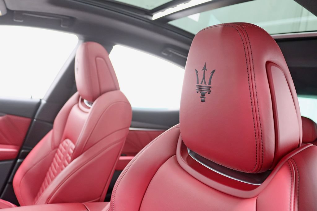 Used 2022 Maserati Levante Modena S AWD/4WD image 27