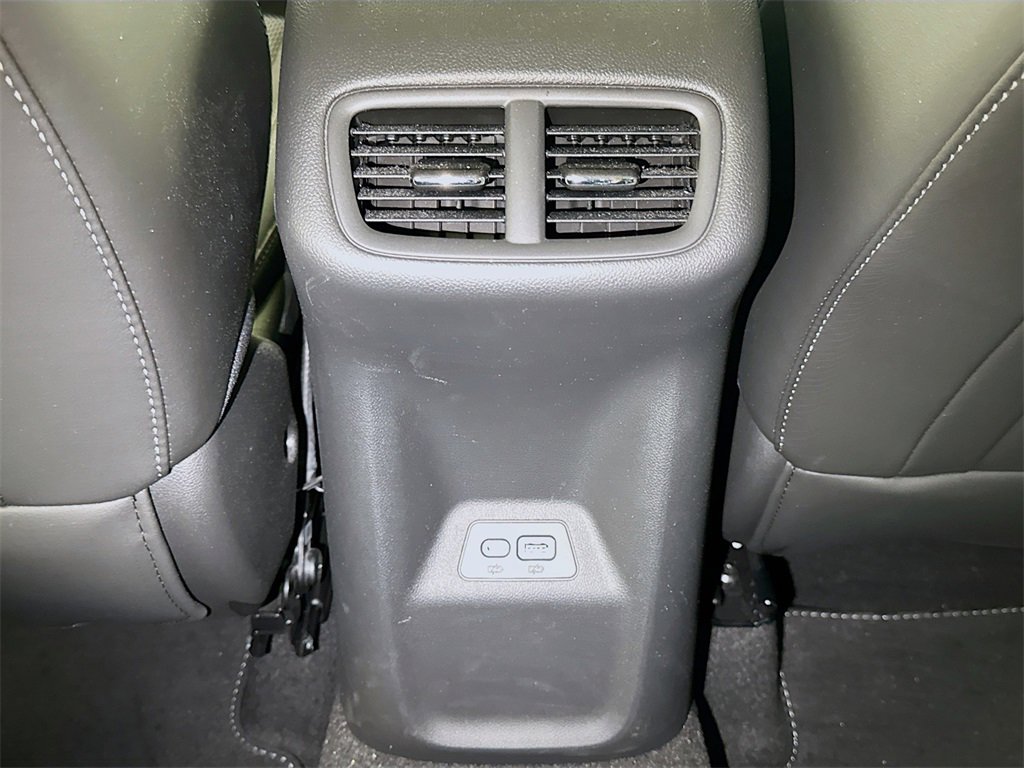 Used 2023 Buick Envision Preferred image 23