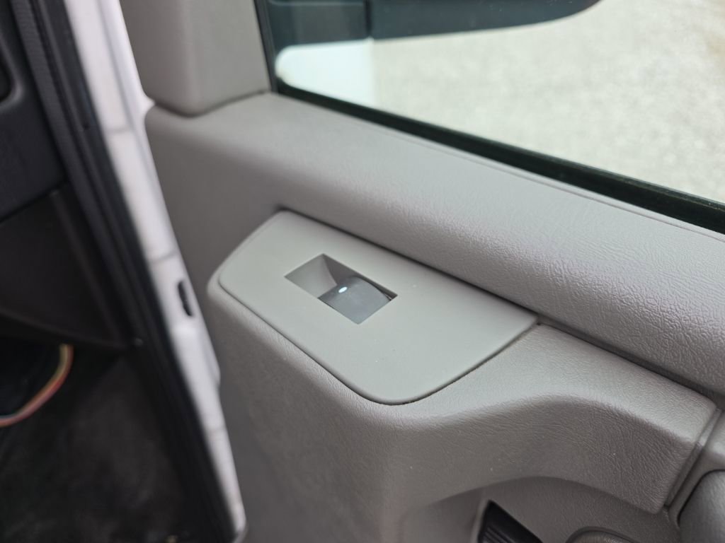 Used 2014 Chevrolet Express 3500 LT w/ LT Preferred Equipment Group image 17