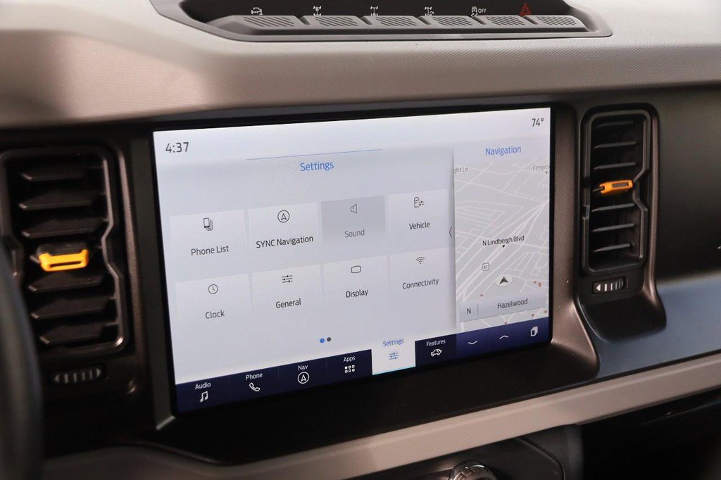 Used 2023 Ford Bronco Badlands w/ Sasquatch Package image 16