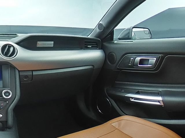 Used 2019 Ford Mustang GT Premium w/ Black Accent Package RWD image 30