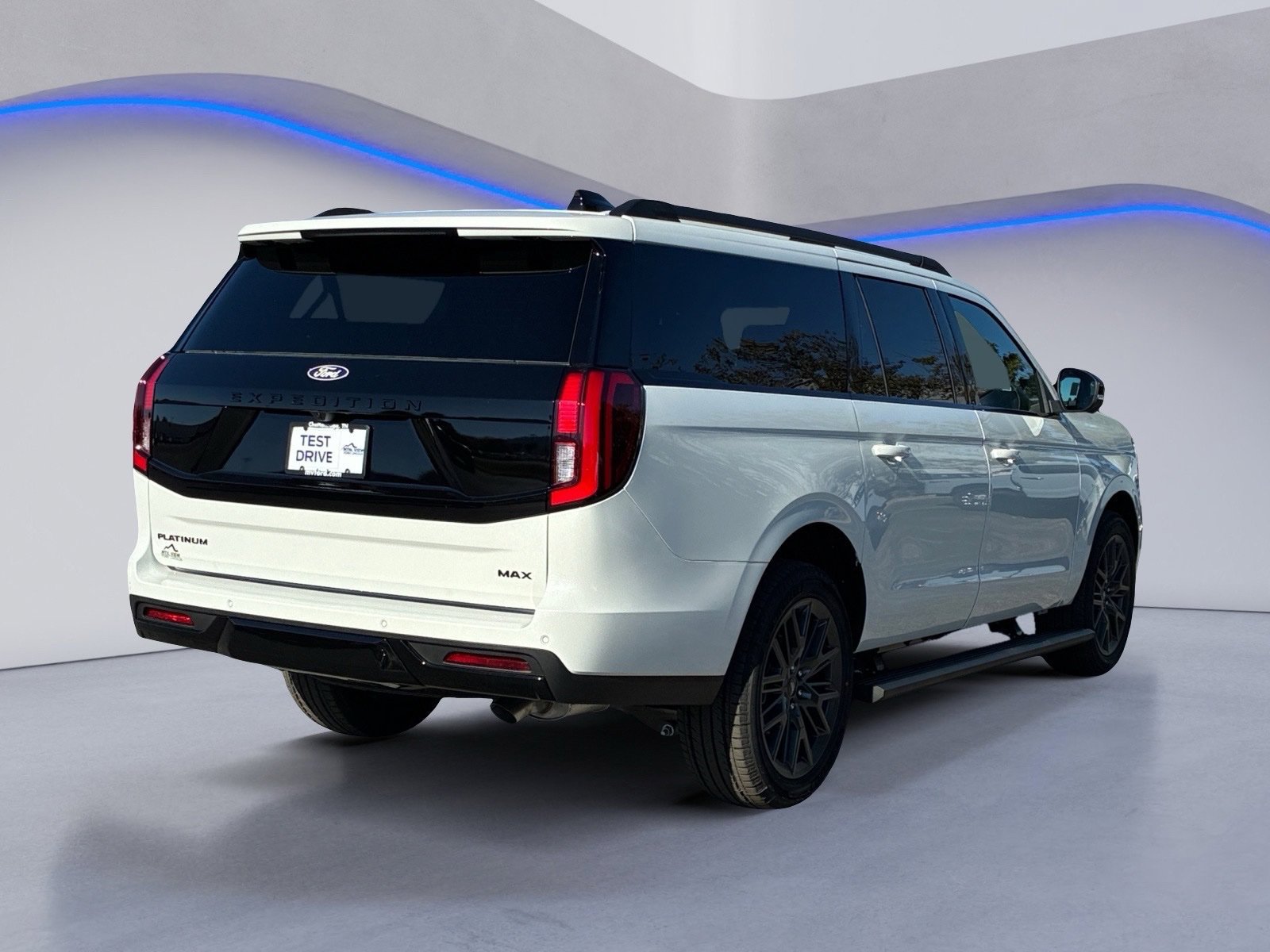 New 2027 Ford Expedition Max Platinum w/ Stealth Appearance Package AWD/4WD image 6
