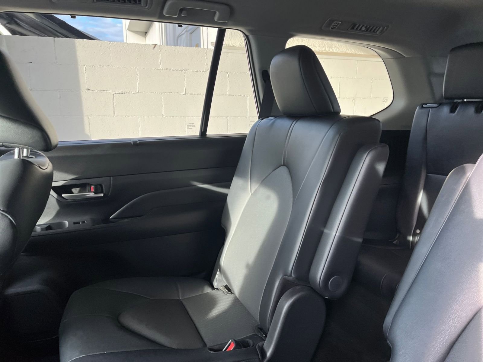 Used 2025 Toyota Grand Highlander FWD image 39