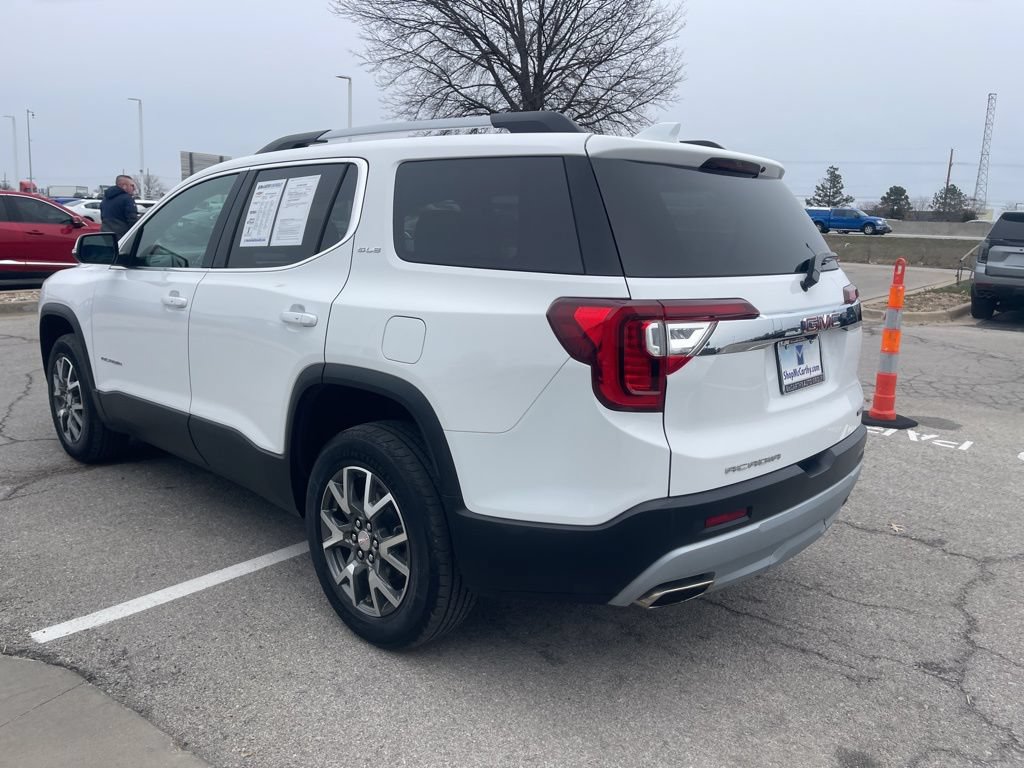 Used 2023 GMC Acadia SLE w/ Driver Convenience Package FWD image 5