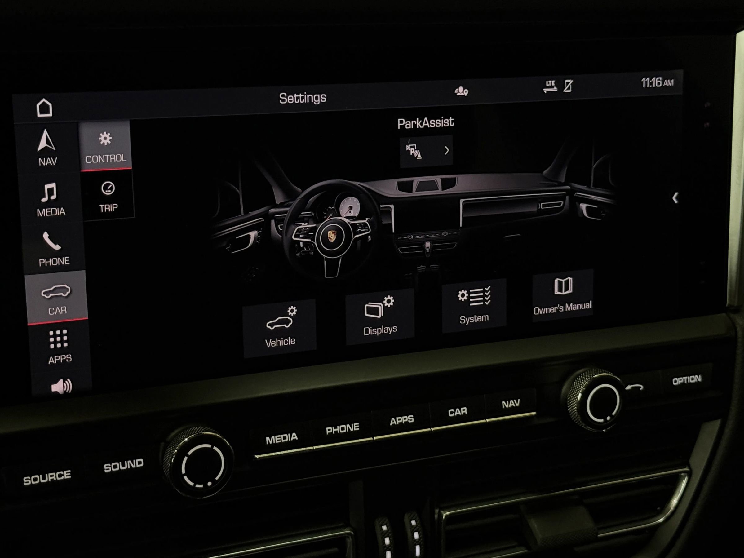 Used 2020 Porsche Macan S image 33