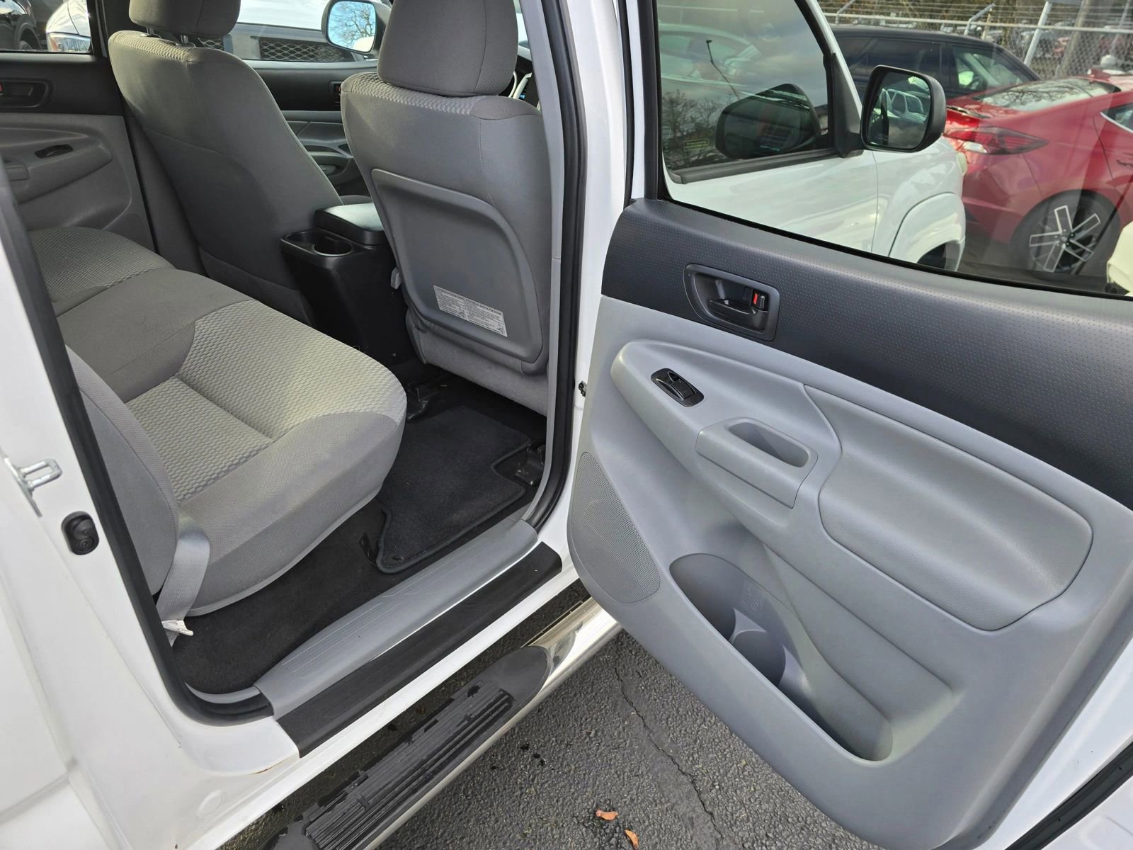 Used 2012 Toyota Tacoma PreRunner image 14