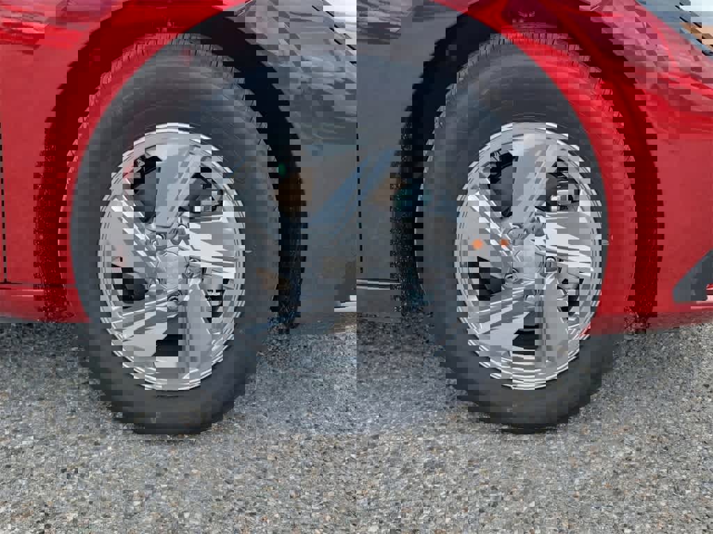 New 2025 Hyundai Elantra SE image 5