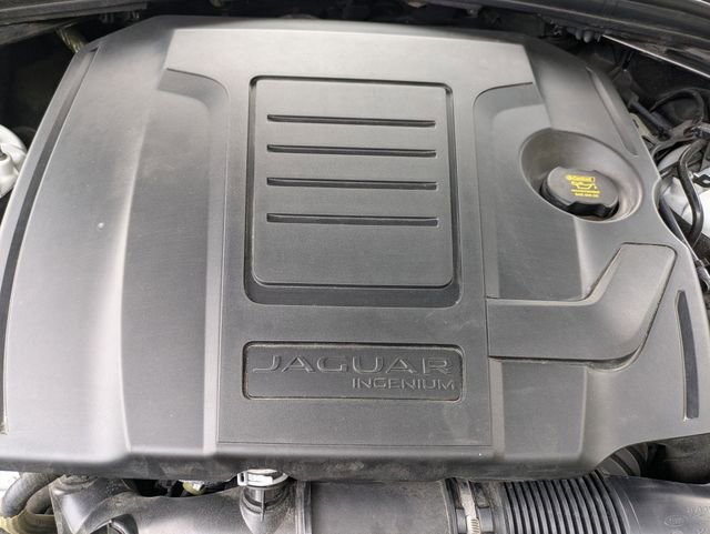 Used 2026 Jaguar F-PACE R-Dynamic S image 20