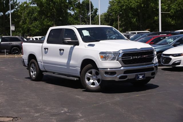Used 2023 RAM 1500 Big Horn AWD/4WD image 2