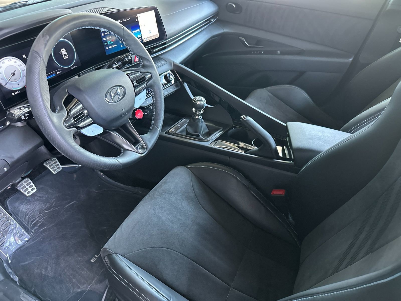 Used 2023 Hyundai Elantra N FWD image 10