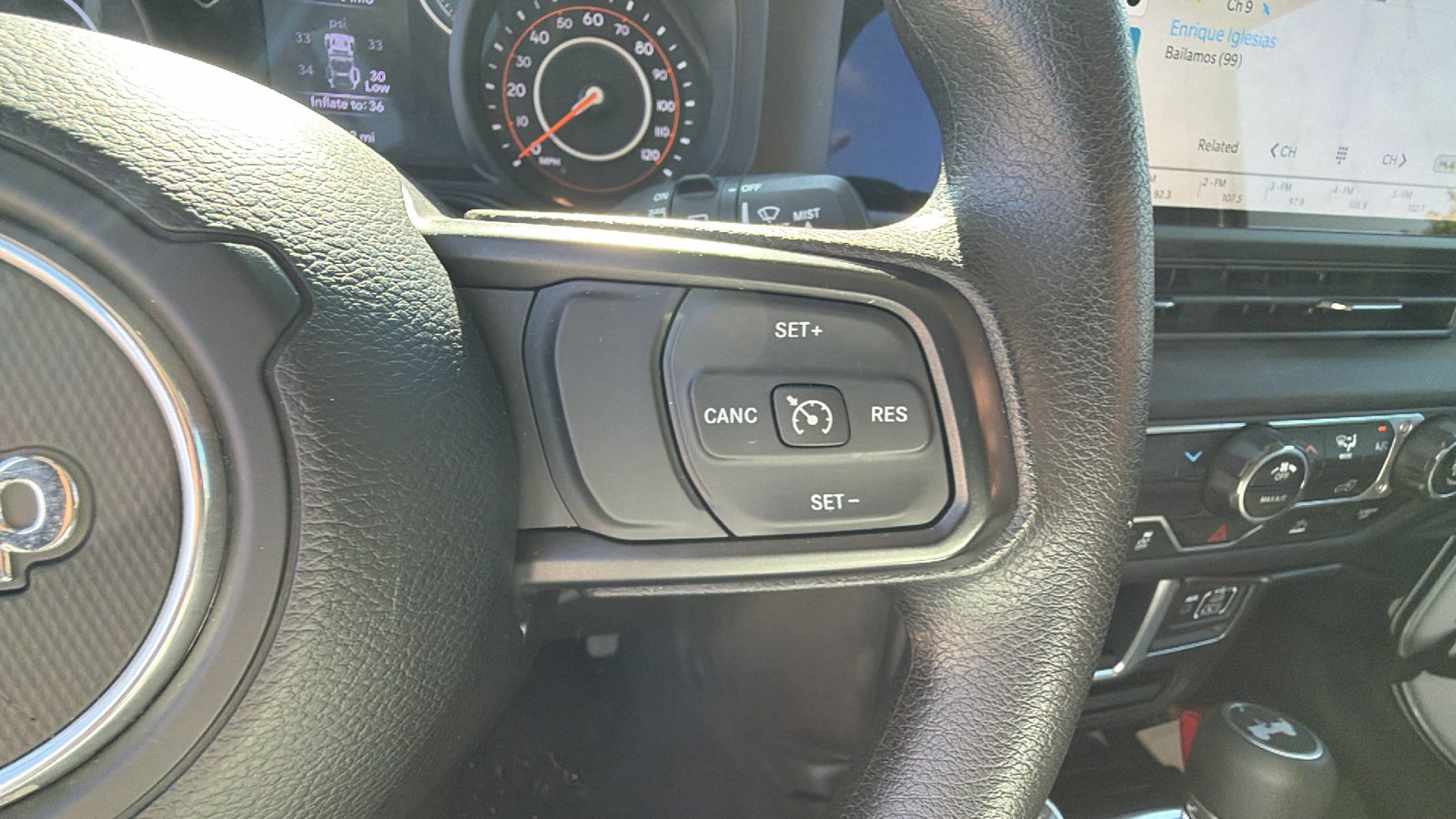Used 2024 Jeep Wrangler Unlimited Sport AWD/4WD image 28