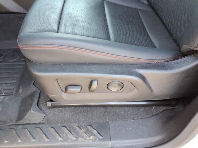 Used 2024 Chevrolet Colorado Z71 w/ LPO, Dark Essentials Package image 24