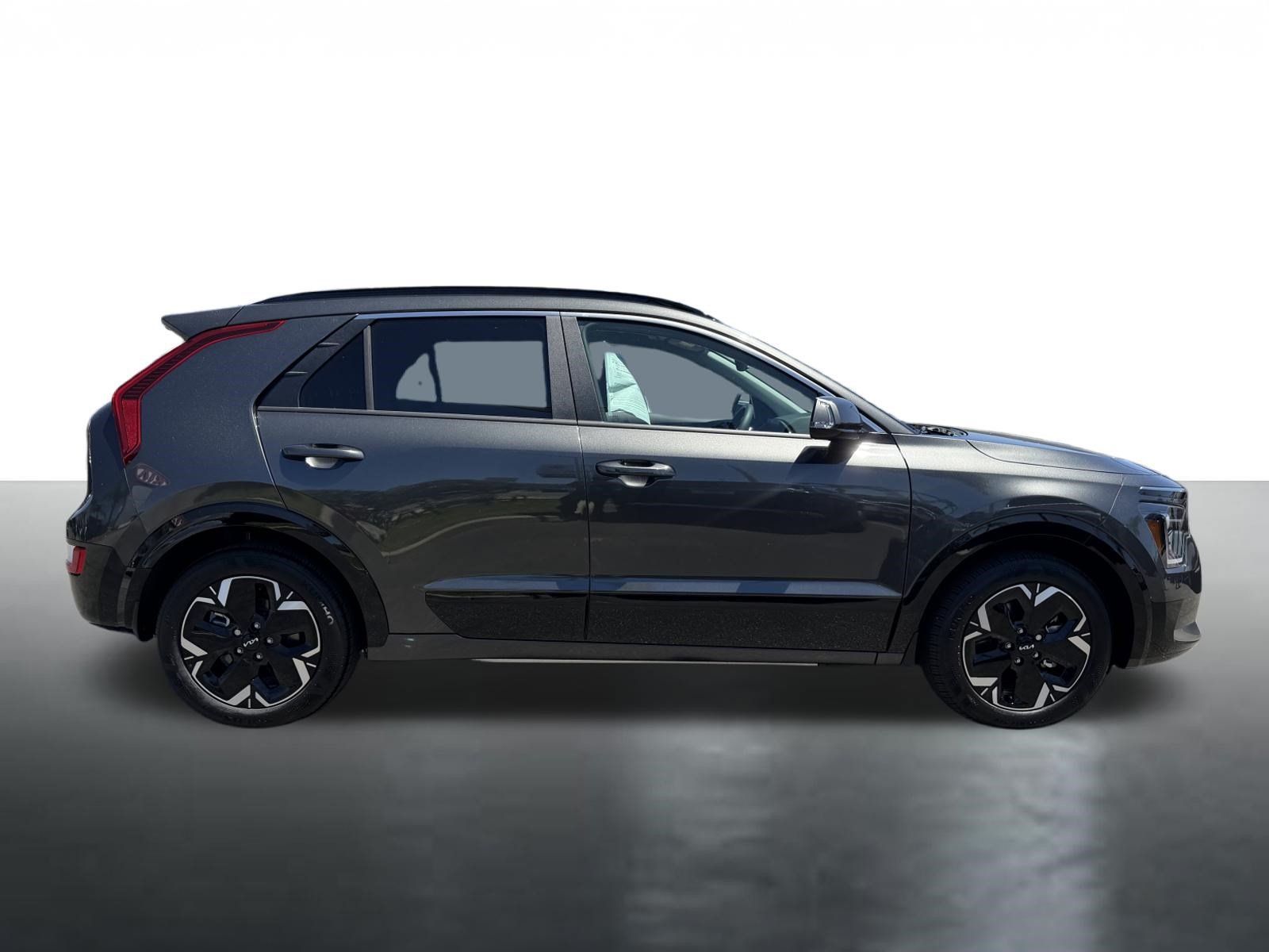 Certified 2026 Kia Niro Wind w/ Wind Preserve Package FWD image 9
