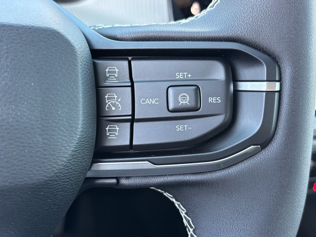New 2026 Jeep Cherokee Limited AWD/4WD image 17