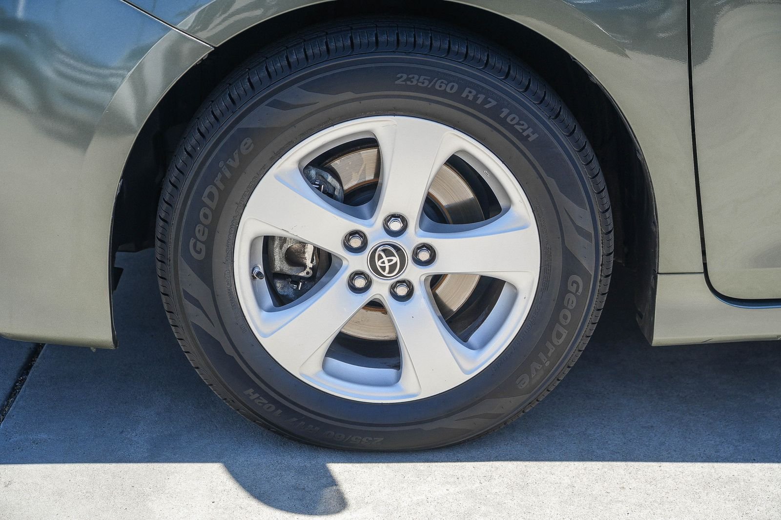 Certified 2020 Toyota Sienna LE w/ Carpet Mat Package FWD image 11