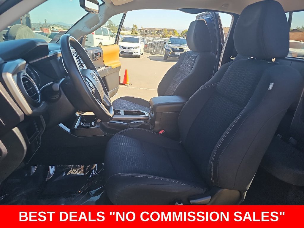 Used 2017 Toyota Tacoma SR5 w/ Tow Package RWD image 14