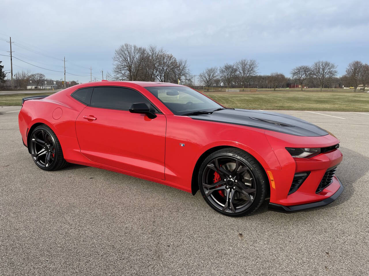 Used 2018 Chevrolet Camaro SS RWD image 33