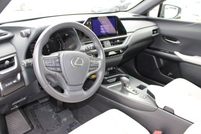 Certified 2025 Lexus UX 300h FWD image 12