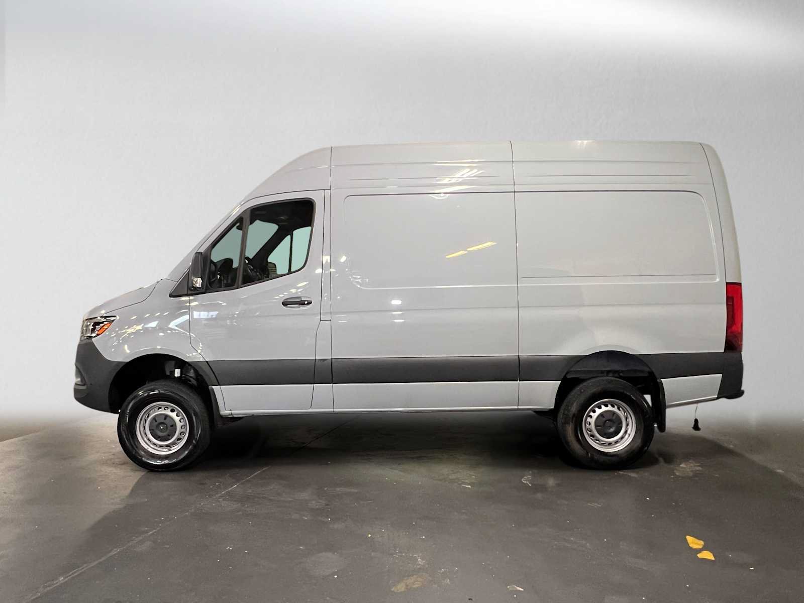 Used 2026 Mercedes-Benz Sprinter 2500 image 6