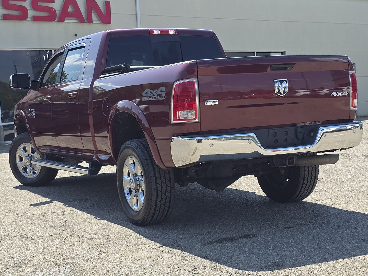 Used 2018 RAM 2500 Laramie w/ Off Road Package AWD/4WD image 19