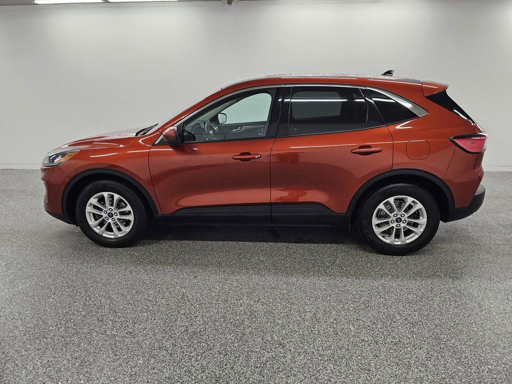 Used 2020 Ford Escape SE FWD image 7