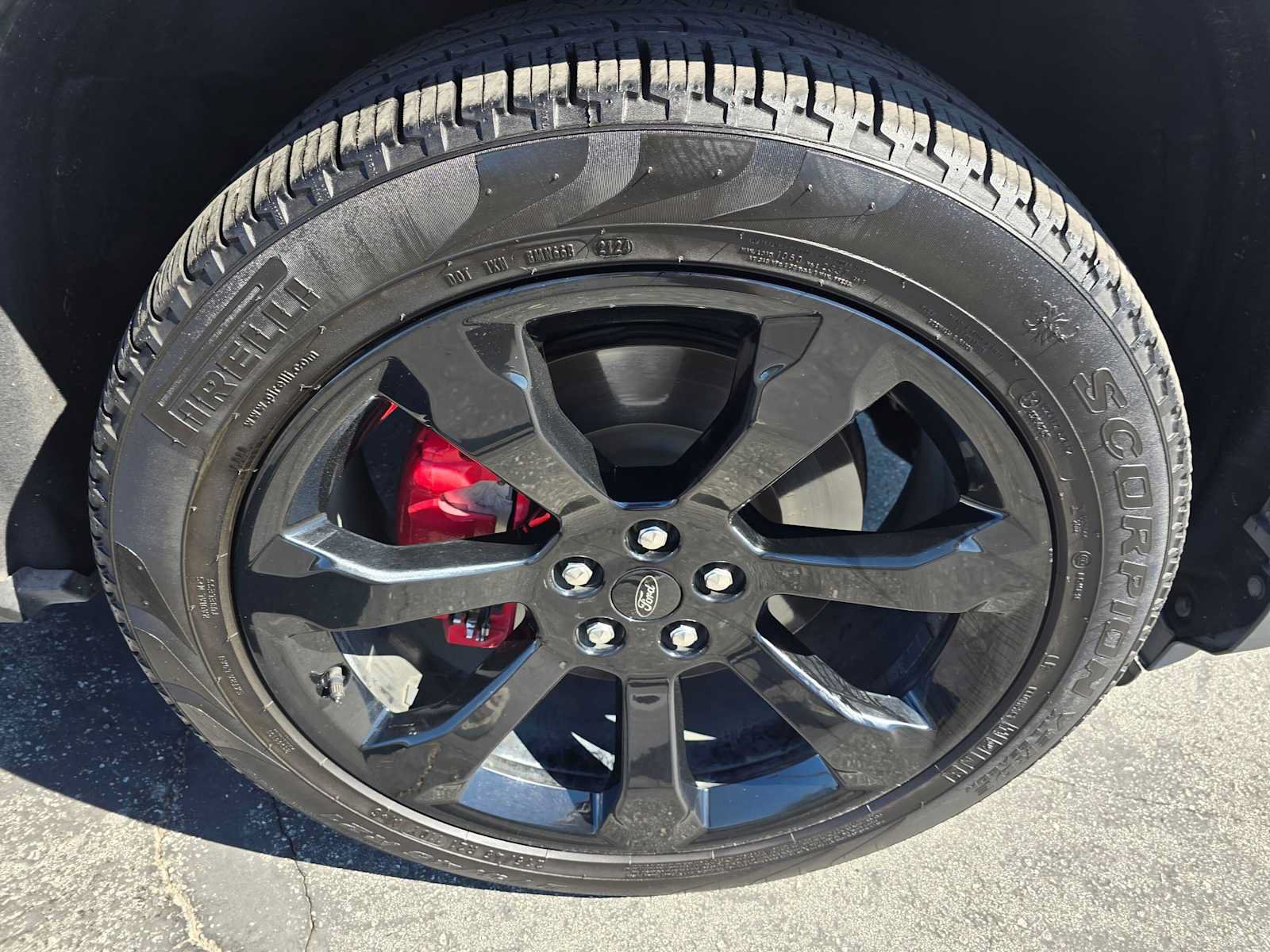 Used 2021 Ford Explorer ST AWD/4WD image 9