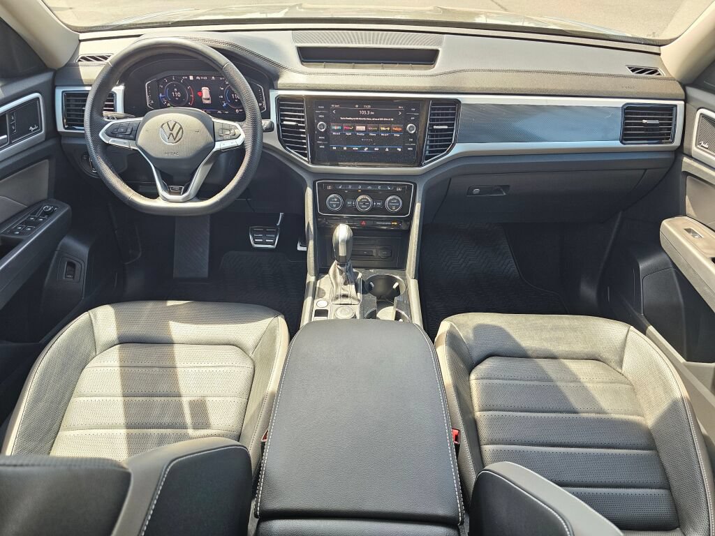 Certified 2023 Volkswagen Atlas SEL Premium AWD/4WD image 9