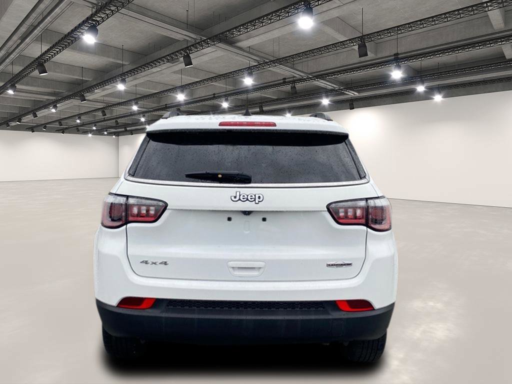Used 2022 Jeep Compass Latitude image 6