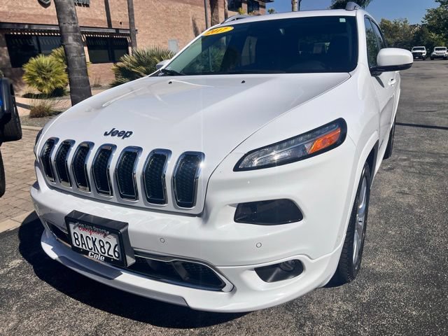 Used 2017 Jeep Cherokee Overland w/ Technology Group FWD image 6
