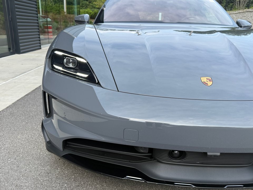 New 2026 Porsche Taycan 4S AWD/4WD image 13