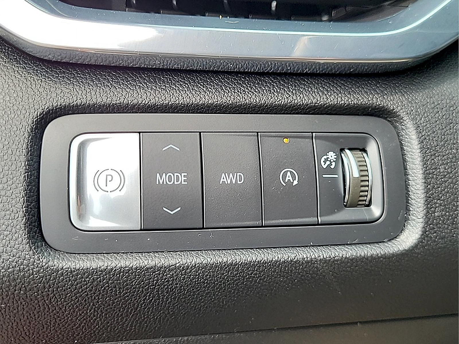 Used 2024 GMC Acadia Elevation AWD/4WD image 21