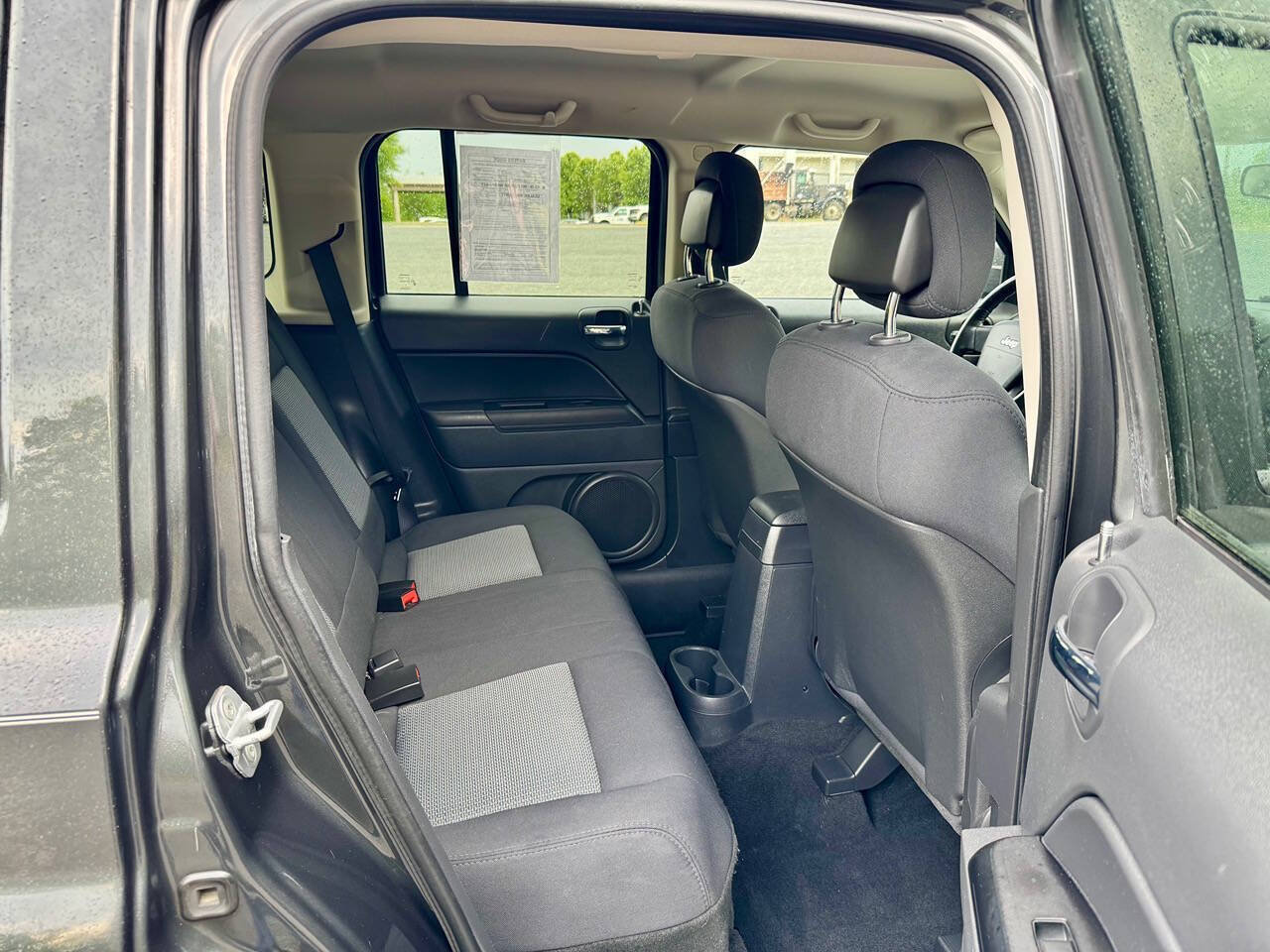 Used 2010 Jeep Patriot Latitude AWD/4WD image 19
