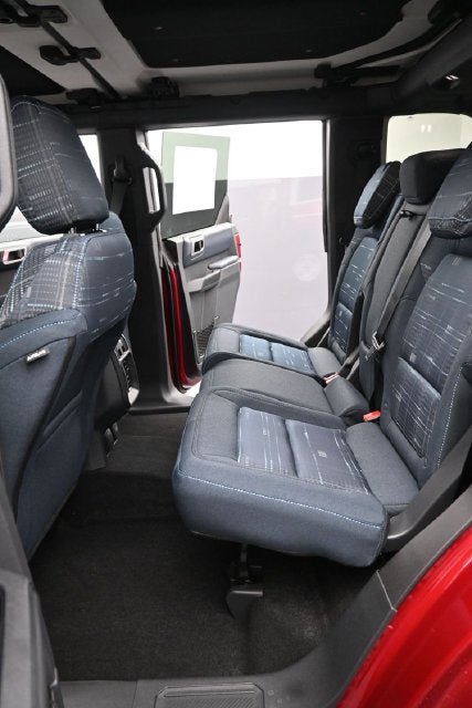 Used 2025 Ford Bronco Heritage Edition AWD/4WD image 16