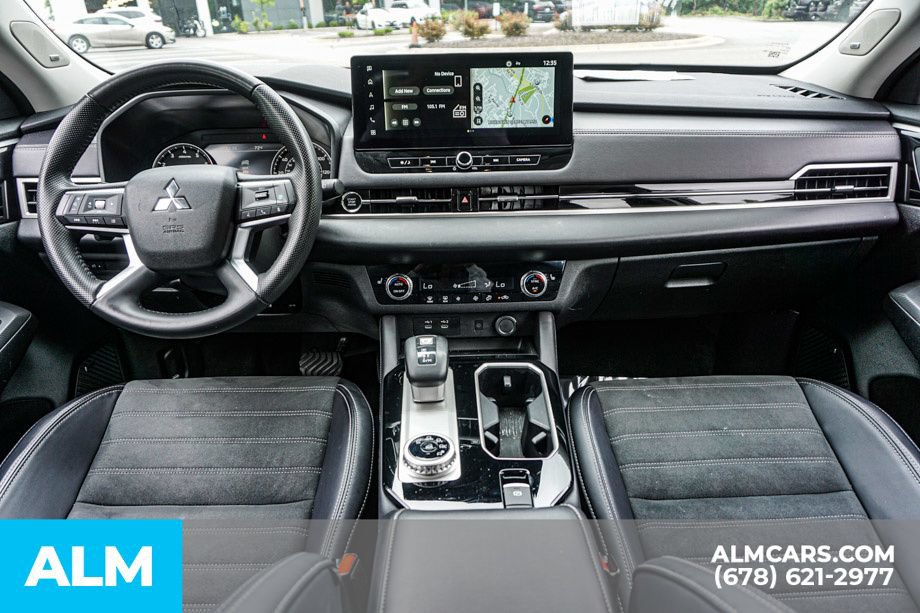 Used 2025 Mitsubishi Outlander SE FWD image 27