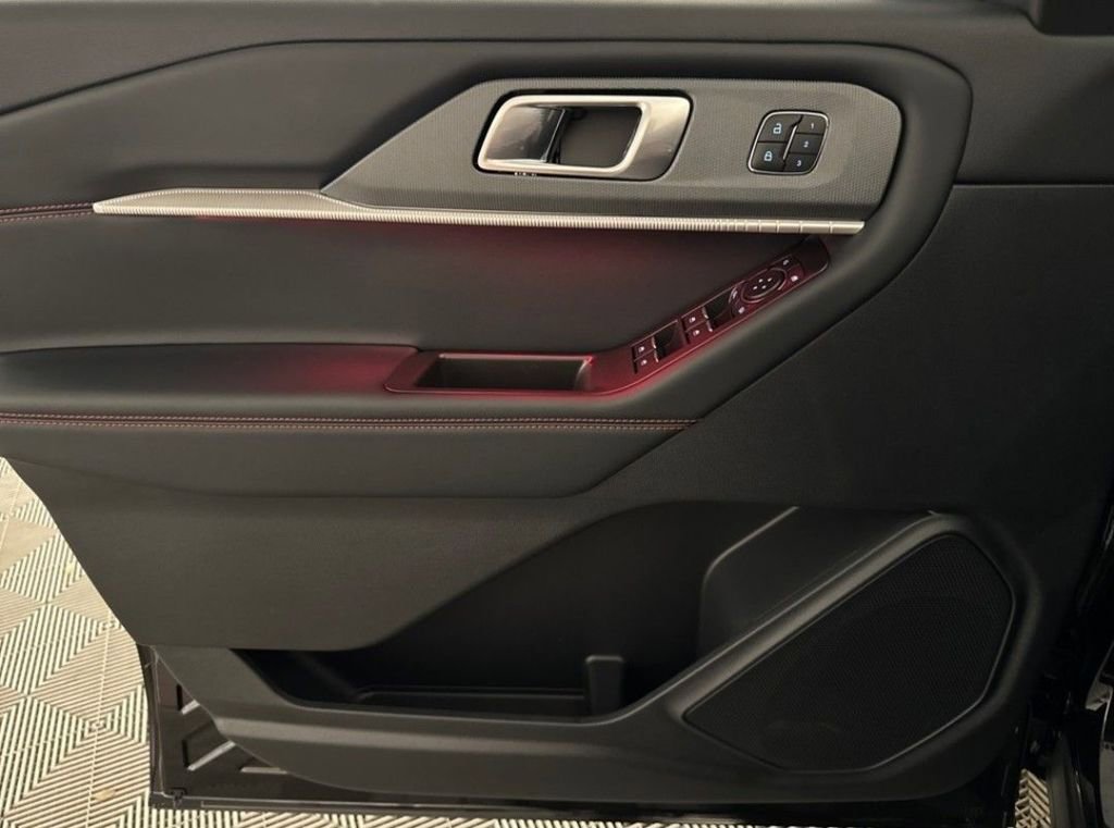New 2026 Ford Explorer ST image 25