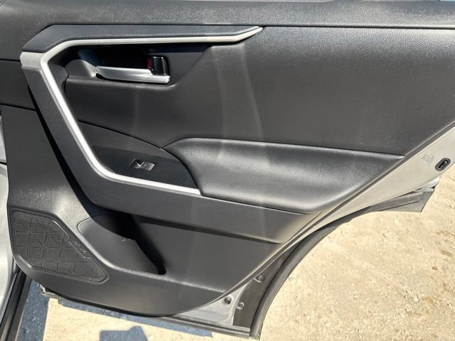 Used 2025 Toyota RAV4 XLE AWD/4WD image 20