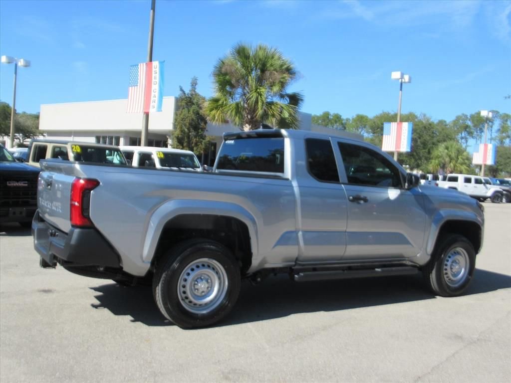 Used 2025 Toyota Tacoma SR image 7