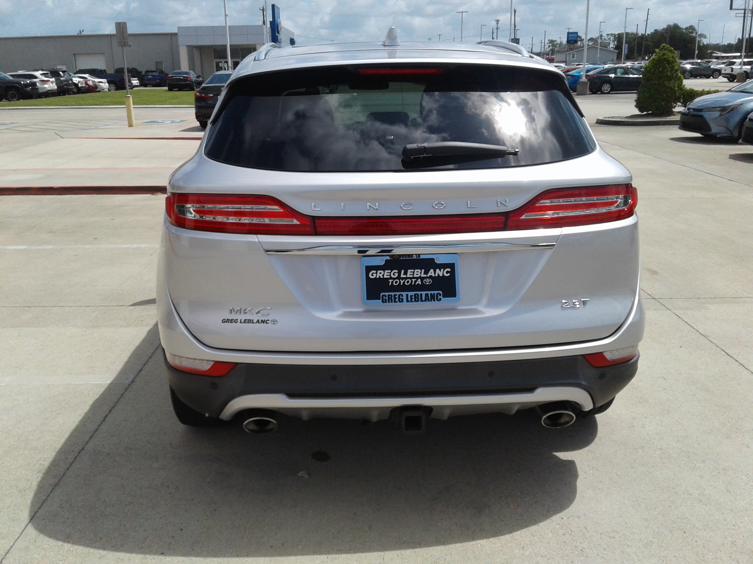 Used 2019 Lincoln MKC Reserve image 6