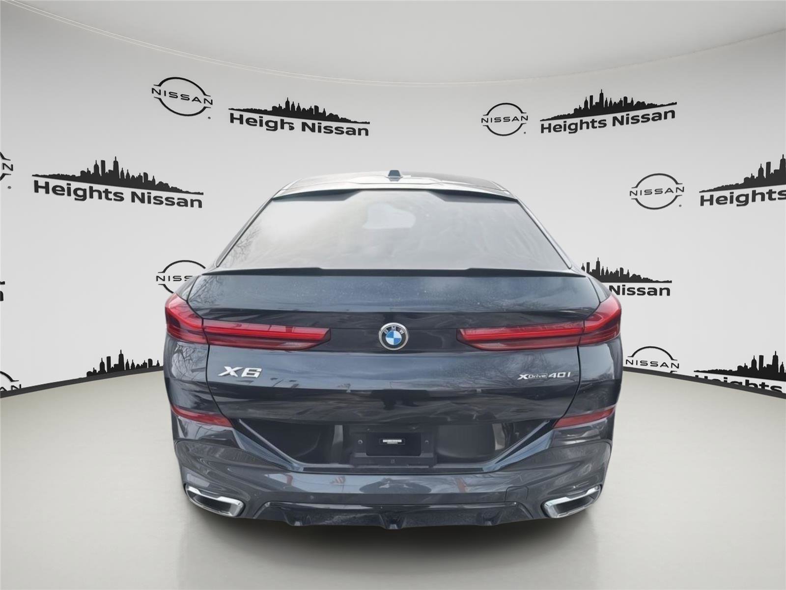 Used 2024 BMW X6 xDrive40i w/ Premium Package image 4