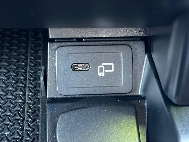 Used 2023 Mercedes-Benz E 350 4MATIC Sedan image 21