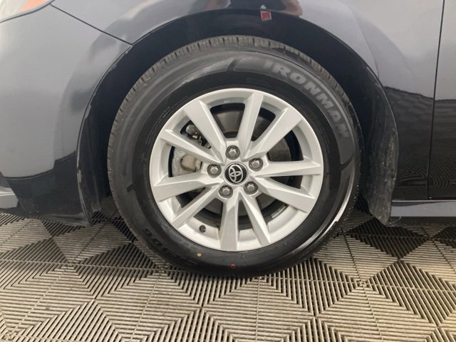 Used 2025 Toyota Camry LE image 18
