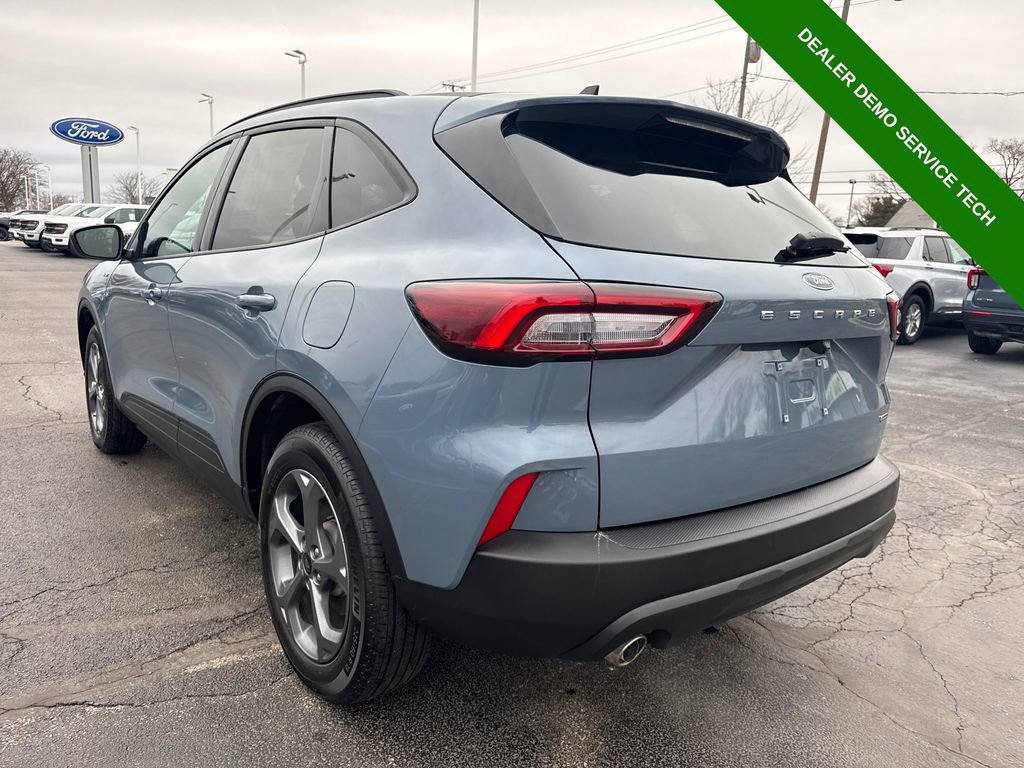 Used 2025 Ford Escape ST-Line Elite image 8