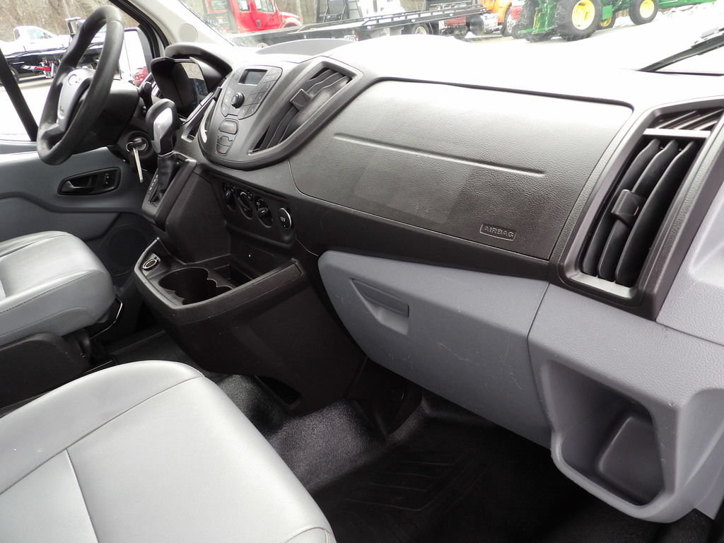 Used 2017 Ford Transit 250 138 RWD image 21